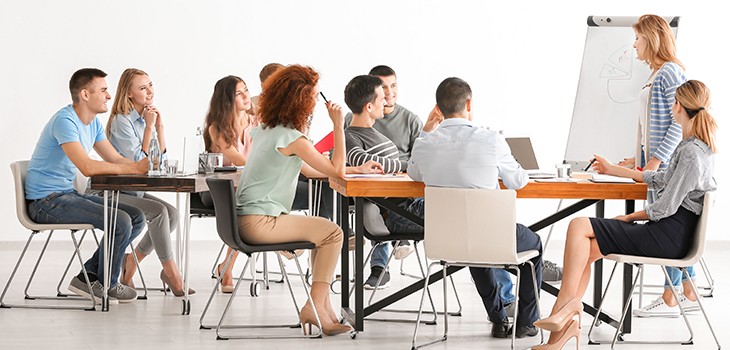 新入社員向け研修の活用場面をよくあるシチュエーション別に紹介