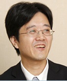 情報システム部
システム運用課
田邉 正則　氏　