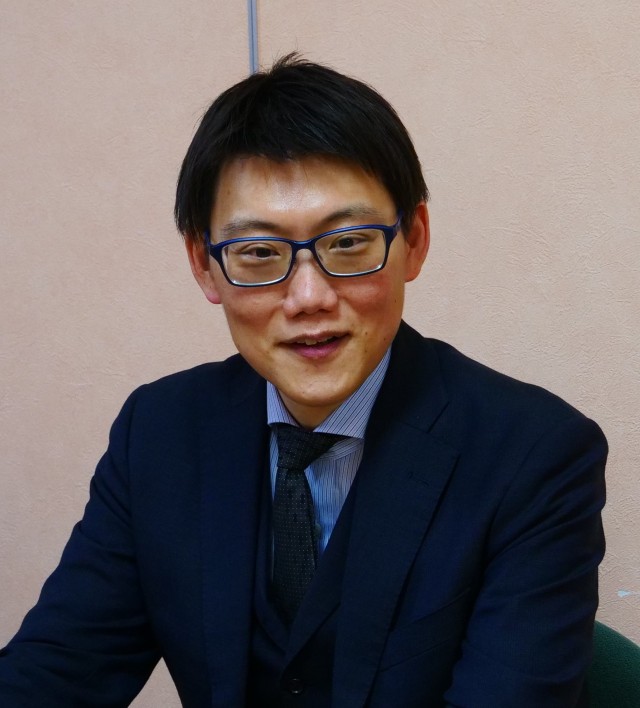 総務課　課長　今井氏