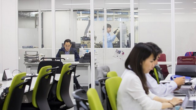 行動可視化により営業会議・報告書を全廃