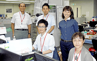 ボタンひとつで一斉送信 作業効率が非常に向上 郵送代も大幅削減